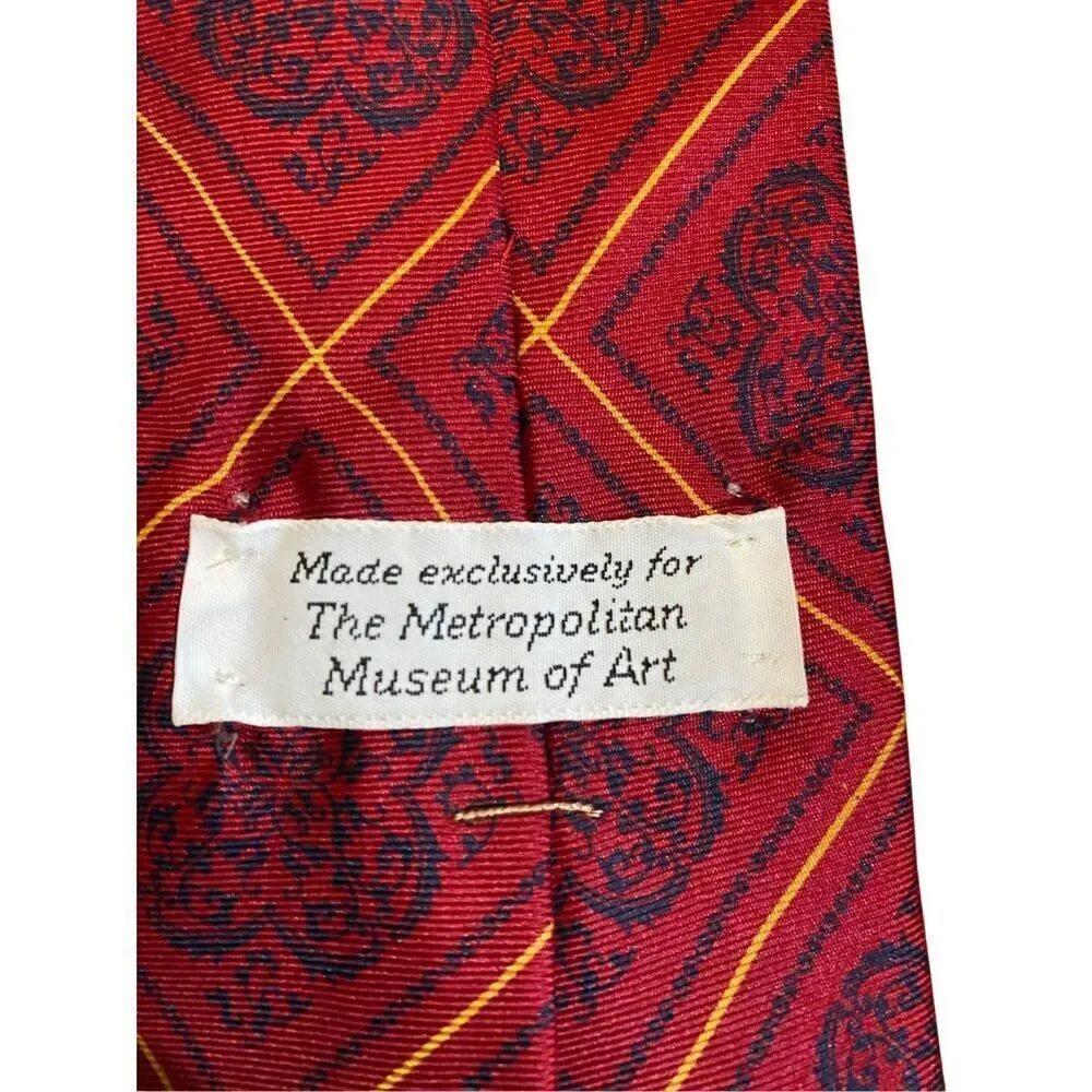 Metropolitan museum of art vintage men’s 100% silk classic burgundy, tie 57
